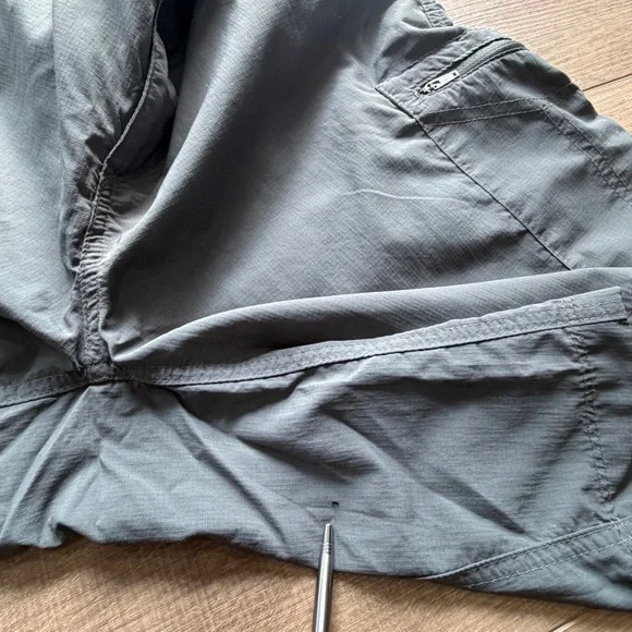 Columbia Men's 32w 10l Silver Ridge Cargo Shorts Grey Nylon AM4084 Boating Hike - Picture 13 of 13